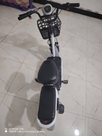 بسكل شحن والله بطرياته جدد حجم 14نضيف كلش سعره 180رقم الهاتف 078068966...