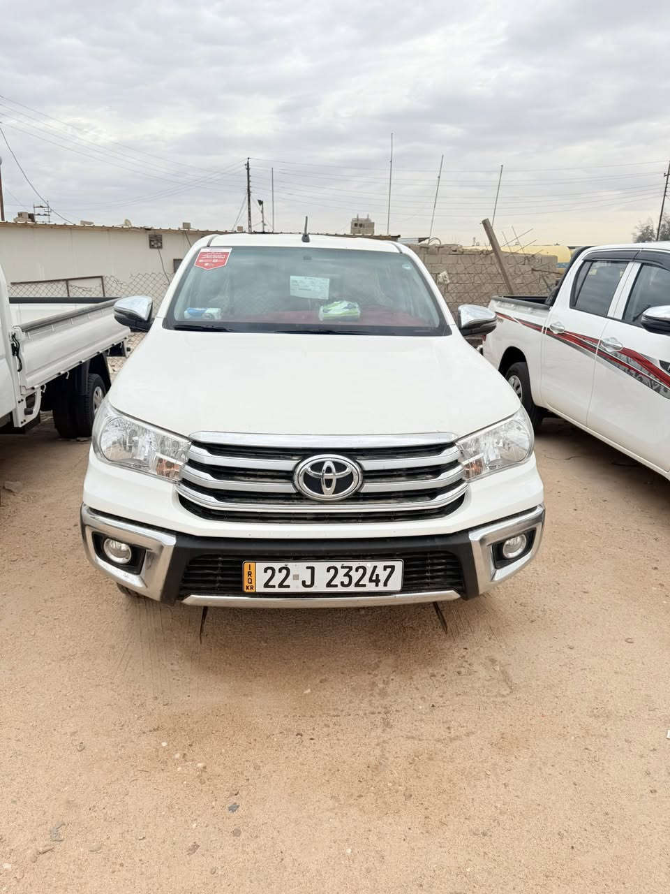 هايلوكس 2025 اوتوماتيك رقم اربيل ماشية 14 الف سيارة مكفولة بعدة بضمان الشركة السعر 295 ورقه مكاني البصرة سفوان *********** 
***********
