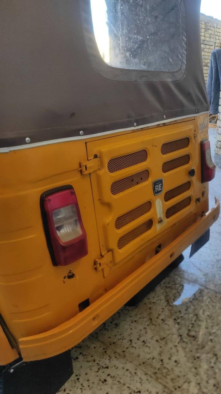 موديل 19 اوراق وكيل السيد وسام تخم تاير شادر جديد كهربائيات شغاله دوشمه دوس معمرات ودا صليب كله جديد تيك توك مال شغل خير من الله والسعر 4,600 مكان العماره حي العسكري ***********
