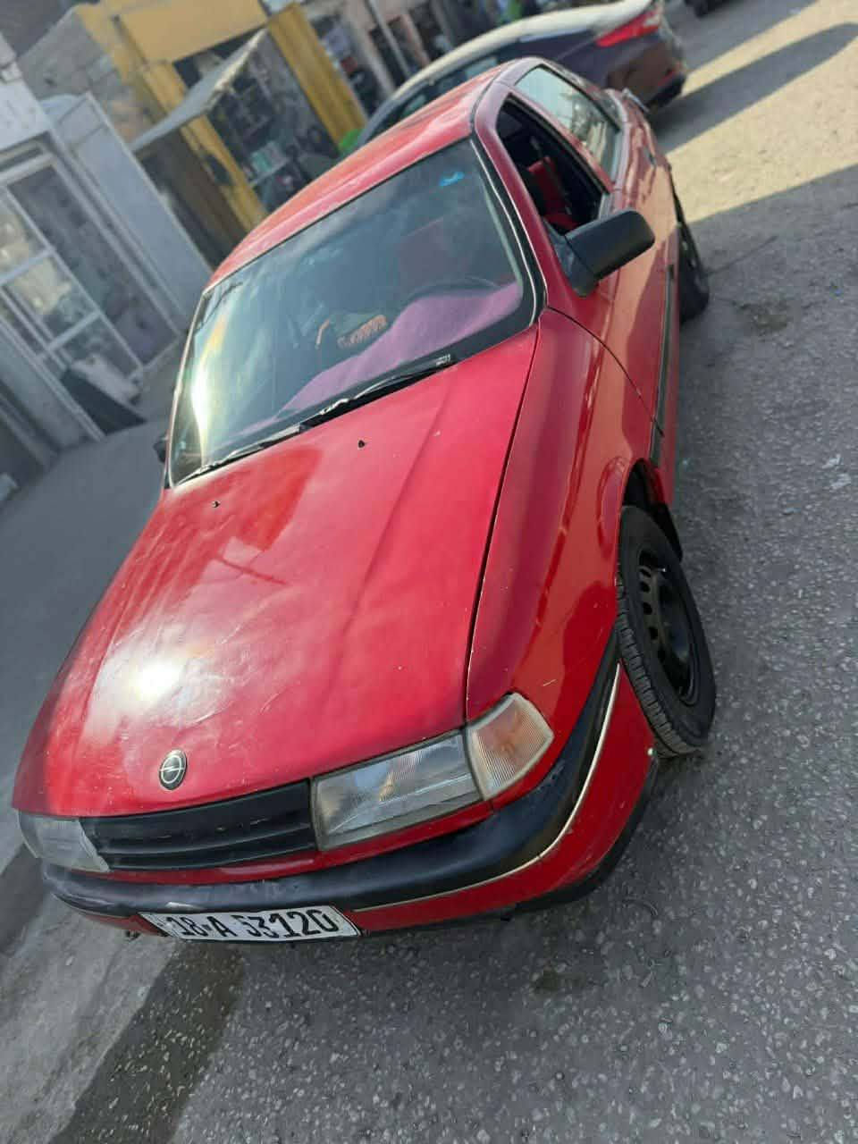 اوبل فكتره موديل 92 رقم بابل الجديد بسمي شخصيا مكينه 2000 وكير عادي مكفولات لايت زنون سياره جاهزه مناقصها اي شي مكانها بابل السعر 32 وبيها مجال 
***********
