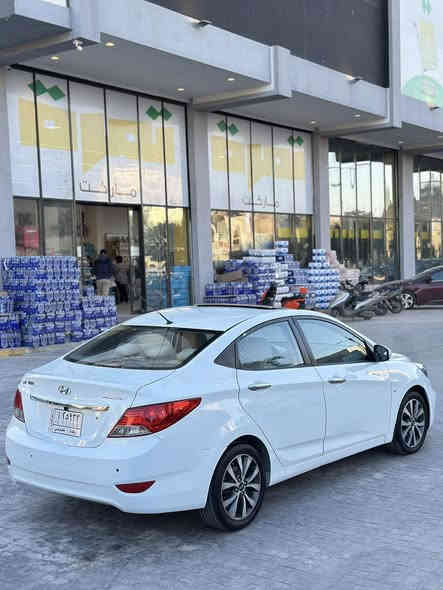 السلام عليكم
للبيع اكسنت 2011 خليجي محرك 1600 دبل قطره هسه شاده جديد بعده بضمانه برغي ممفتوح منه هوه وتفرعاته كامل
صدر جديد تبريد ثلج
السياره فول فتحه ويلكب فراشه حساسات خلفيه تجوه سايق شاشه تحكمات ستيرن اشاير بلمري
السياره جاهزه مابيهه نقص الحمدالله 
بيهه صبغ بابين جهه السايق ودوسات وشويه من الجاملغ الامامي جهه السايق بدون دواخل مجرد شخط ومصبوغات 
رقم بغداد تحويل مباشر 
السعر 90 ومجال بسيط بعد المعاينه
***********
مكاني بغداد الحريه
