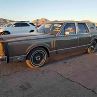 لينكولن 1980 • مكينة امريكية • رقم اربيل