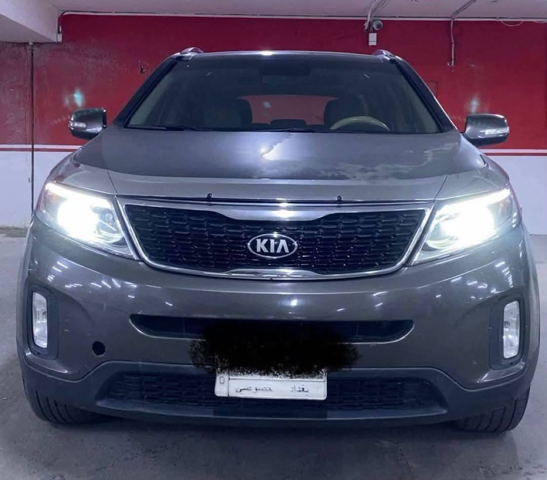 تحيه طيبه السلام
سورنتو 2014 

وارد امريكي 

6 سلندر 7 راكب 

3300 محرك 

حادثها فقط مازدة لايت وشويه من الدعاميه 

تحكمات استيرن جهتين 

بصمات عدد 3

اناره بيضاء ترحب عند البصمه 

اناره ترحيب كلمة سورنتو

شاشه اصليه 

شاشة عطلات ديجتال بلدشبول 

كشنات جلد 

كشنات تدفئه تبريد 

اناره حمراء الاربع بوب

بانورما 

حساس خفض صوت فان التبريد عند الاتصال بلموبايل

مري شفط 

اشاير بلمري

زنون ابيض بلوجكتر ولايت 

تعقب مسار 

حساس اطارات 

بلوتوث

محرك كير غير مفتوح

سماعات انفنتي

8 ايرباك

8 سماعات +تويترات صغار في الخلف

سستم نيكل ستيل اصلي سورنتو

كراسي كهرباء عدد 2

مانع تزحلق

وبعد هواي مواصفات 

السياره فول EX

ماشيه 127 ميل حقيقي 

عل ايدي 

رقم بغداد باسمي سنوي لغايه شهر 11

2026 

السعر 164 ورقه وبيها مجال 

أي استفسار 

***********

مكان بغداد  الدورة
