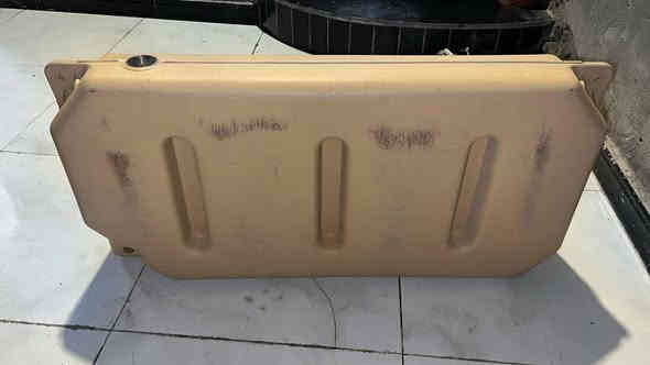 خزان داخل سيارة خلف الكشنات الوسط كويتي للبيع للعنوان بصرة يوجدتوصيل ملاحظة أنا مو ابو محل طلع عندي وي غراض مال سفان ***********شكرا لادارةالكروب
