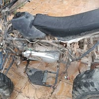 للبيع رباعيه محرك كير شرط جديد حجم ٢٠٠ سيسي راديتر دهن  شغاله نكره كهر...