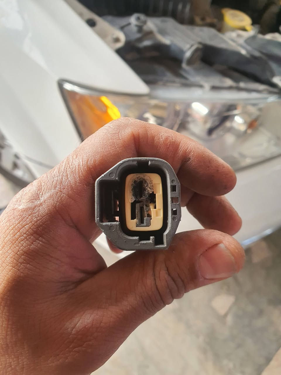 DODGE CARAVAN 2019GT 
تبديل ماطور مروحة ذات سرعة عالية اصلي مع تبديل فيشة المروحة
سيارة أحد الزبائن من محافظة اربيل 💓
مركزGT الصليخ مجاور النادي ***********
