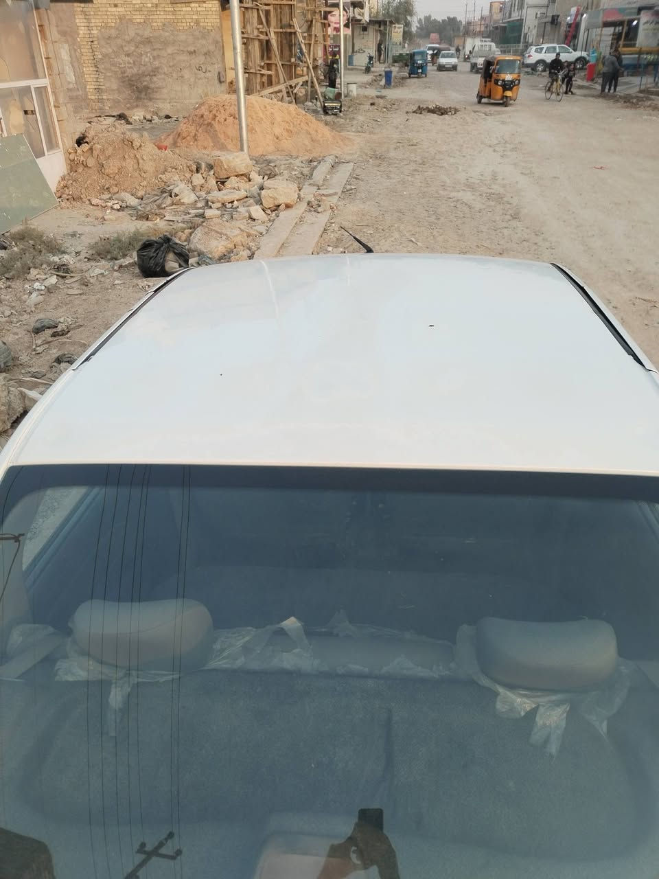 رينو لوكان ٢٠١٢ بأسمي سنوية لل٢٩ تخم تاير جديد تدفئه تبريد شغال بس بيها نواقص السعر ٤٠ مكاني بغداد العبيدي الرئاسه ***********
