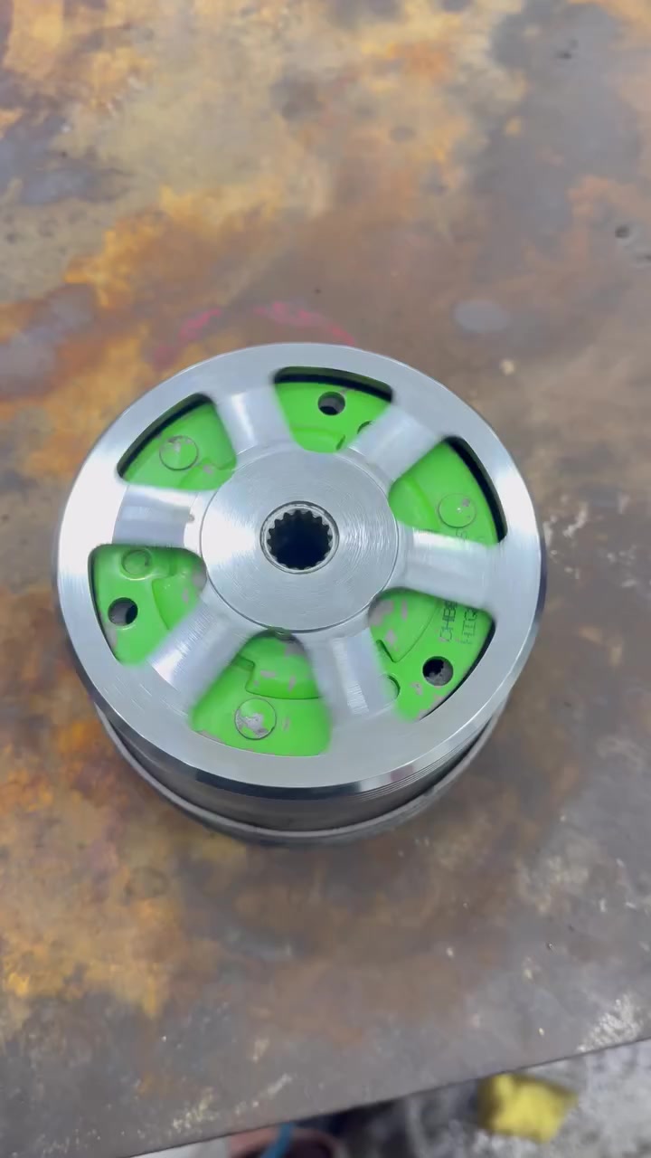 السلام عليكم للبيع دراجه سكنس جبلي فحل مديل 2015 دراجه مزوده كلجات و مدكر امامي و خلفي وستيرن تخبل مكاني بصره القبله السعر مليون و600 رقم  الهاتف ***********
