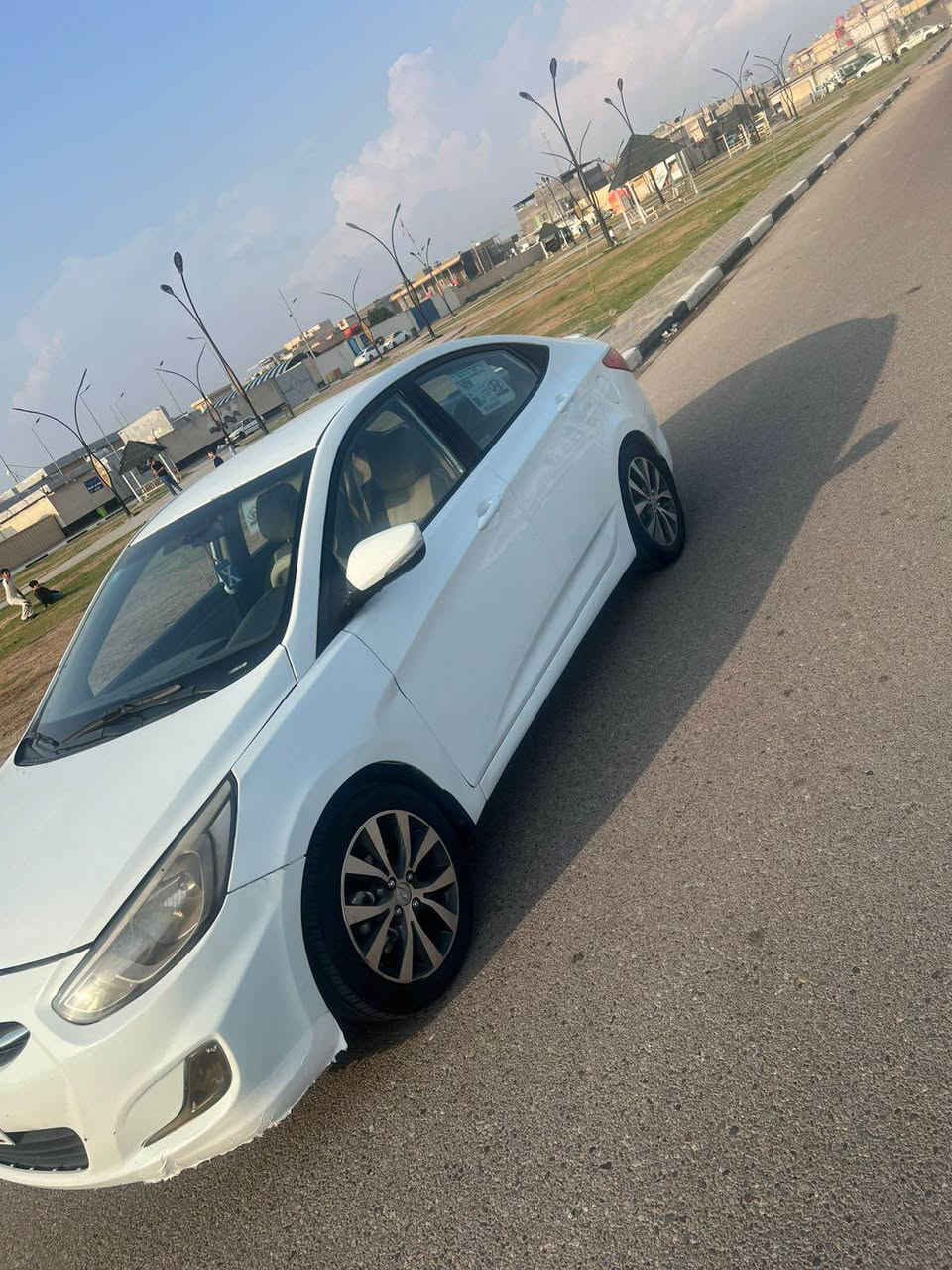 اكسنت مديل 2016 وارد خليجي رقم بصرة انكليزي بسمنة
كفالة مكينة وكير وشاصي حدادة خير من الله السيارة مصبوغة جمالية اثر جراد بدون ضربة كفالة من الضربة 
شاشة سستم سماعات دواخل جديدة 
السيارة جاهزة مال بيت السعر 81 وبيها مجال بسيط 

مكان السيارة البصرة  

رقم راعي السيارة { *********** } البصرة, العراق
