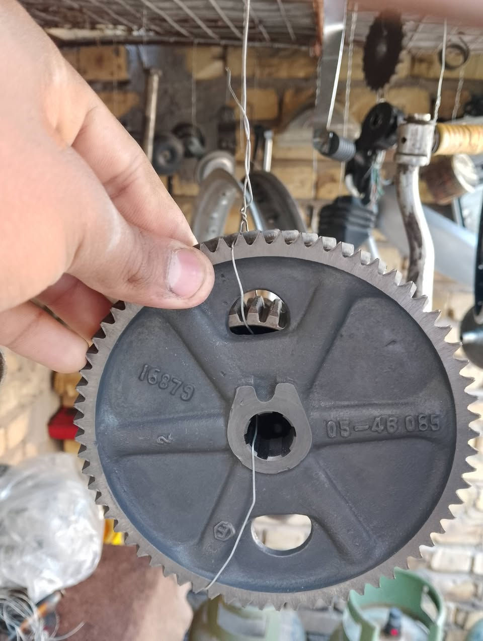 من رخصت مدير الكروب المحترم غراض لبيع غراض نضيفات كلمن وسعره توصيل موجود لجميع المحافظات العراق رقم *********** وبي واتساب
