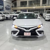 كامري SE • ماشي ١٧ الف • حادث