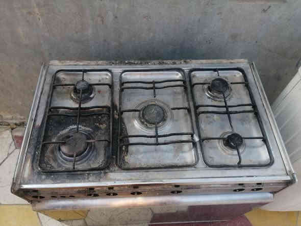 متاح غساله وطباخ مستعملات السعر 60 الف المكان ديوانيه حي العسكري شارع 30 الرقم ***********
