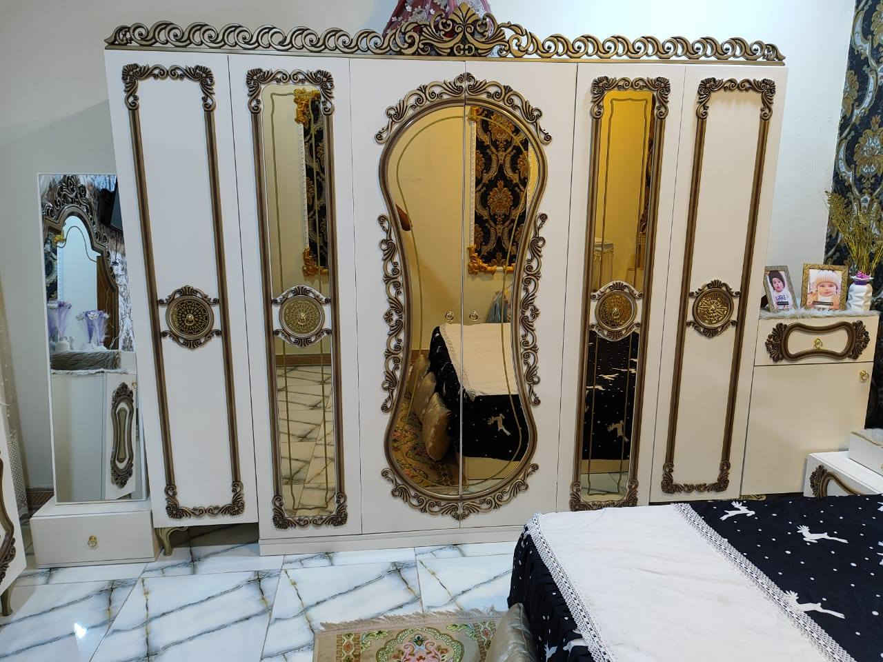 غرفه تركي للبيع 9 قطع العنوان البصرة الحيانيه كلش جديده مشتريه بل 2025
السعر 900 ألف ***********
