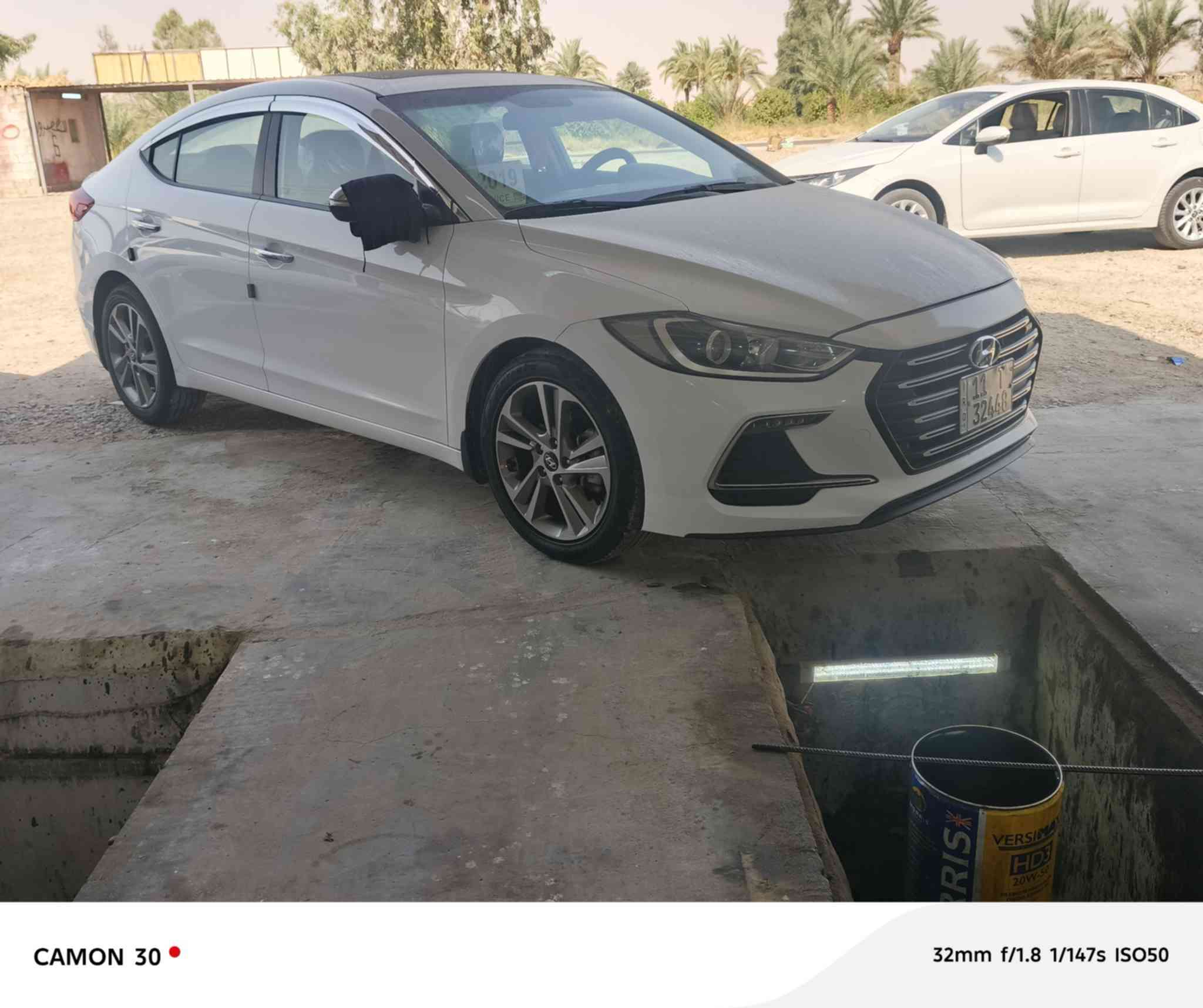 سلام عليكم
للبيع الانترا موديل 19سوبر سويج 
فولل مواصفات 
مكفوله كفاله عامه
حساسات امامي خلفي 
ماشيه 120الف حقيقي
السياره نضيفه جدآ 
المكان الانبار الرمادي 
*********** بلال يوجد في واتساب 
السعر الاتصال ع الرقم
