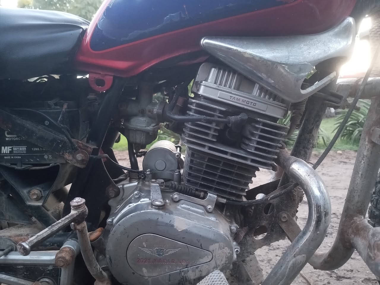 السلام عليكم للبيع جونده كلك
السعر ١٧٥ وبيها مجال 
العنوان واسط الدبوني 
***********
