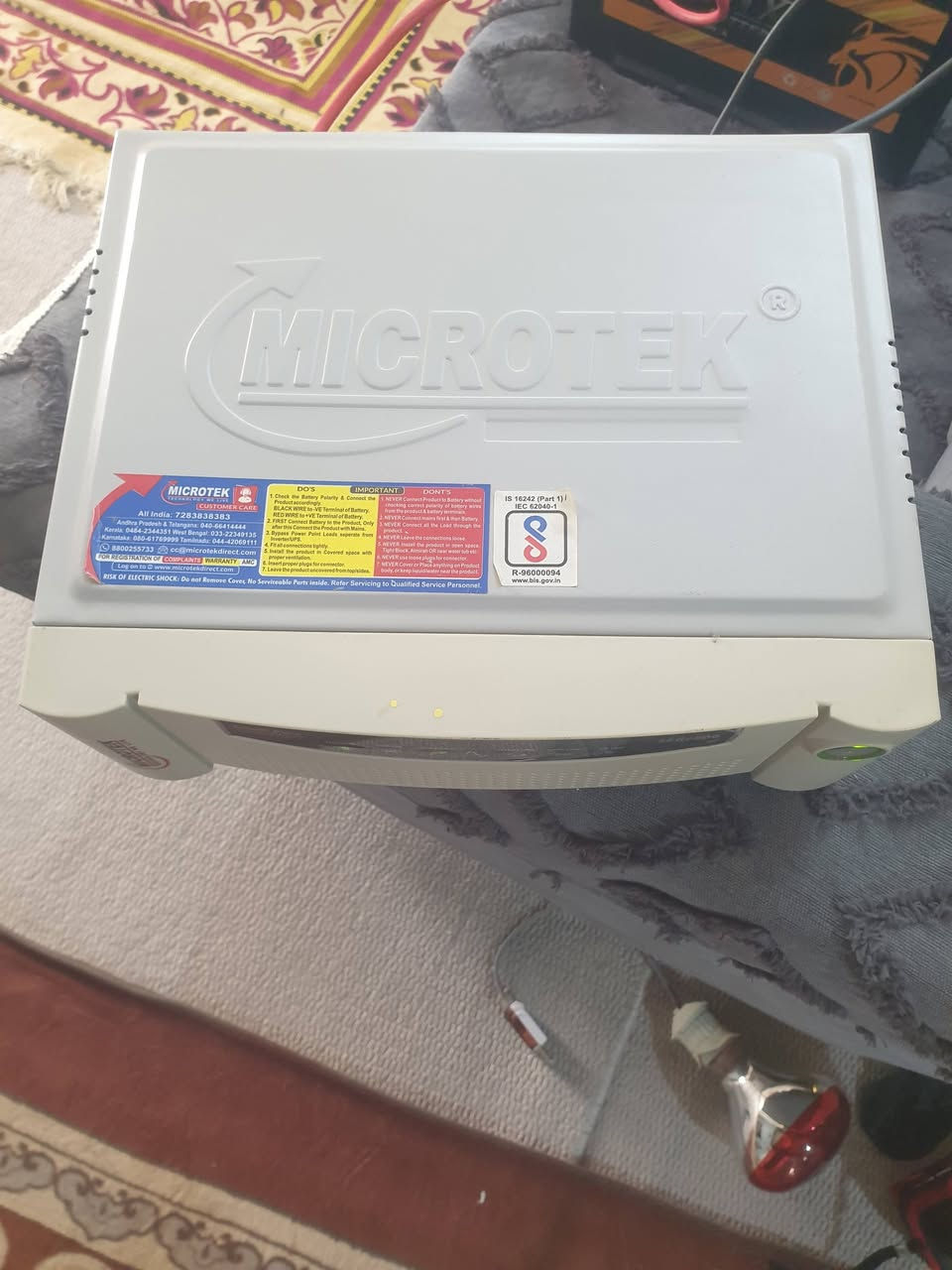 السلام عليكم
عاكسة مايكروتك 800 واط  نظام 12 فولت بطارية وحدة
شغالة ع الفحص بدون اي خلل نظيفة كلش 
تحويل صفري 
عنوان نجف يوجد توصيل كل المحافظات
***********
