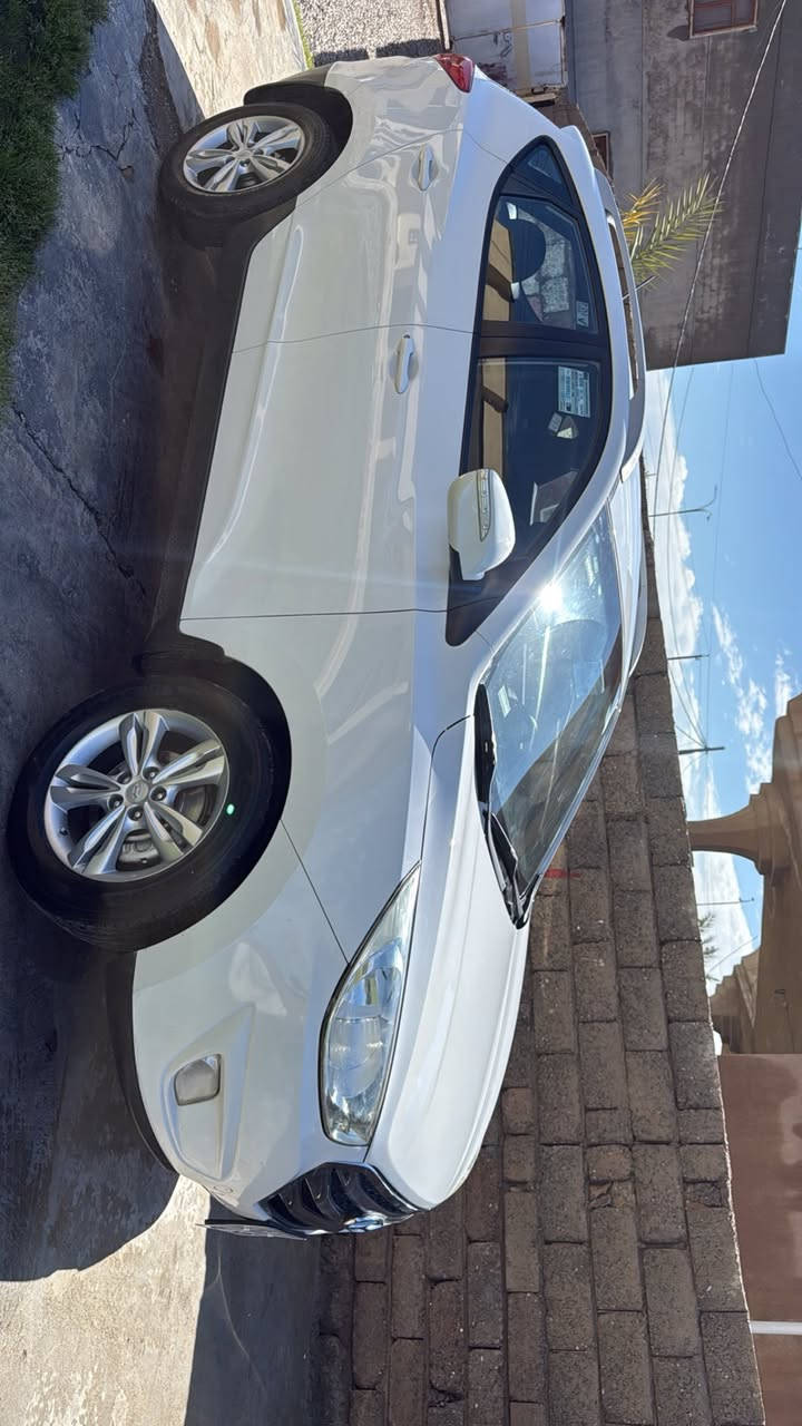 توكسان خلجي 
موديل 2012 رقم اربيل سنوية لل٢٠٢٧ 
 سيارة جديده ماشيه ١٠٠ km  
محرك 4 دوش مامفتوح كير محرك شرط 
تبريد تدفئه طخم تاير كله جديد سياره بعدها وضع شركه
للبيع او المراوس السعر١٤٥ وبيها مجال 
مكان السياره الشرقاط 
***********
***********
