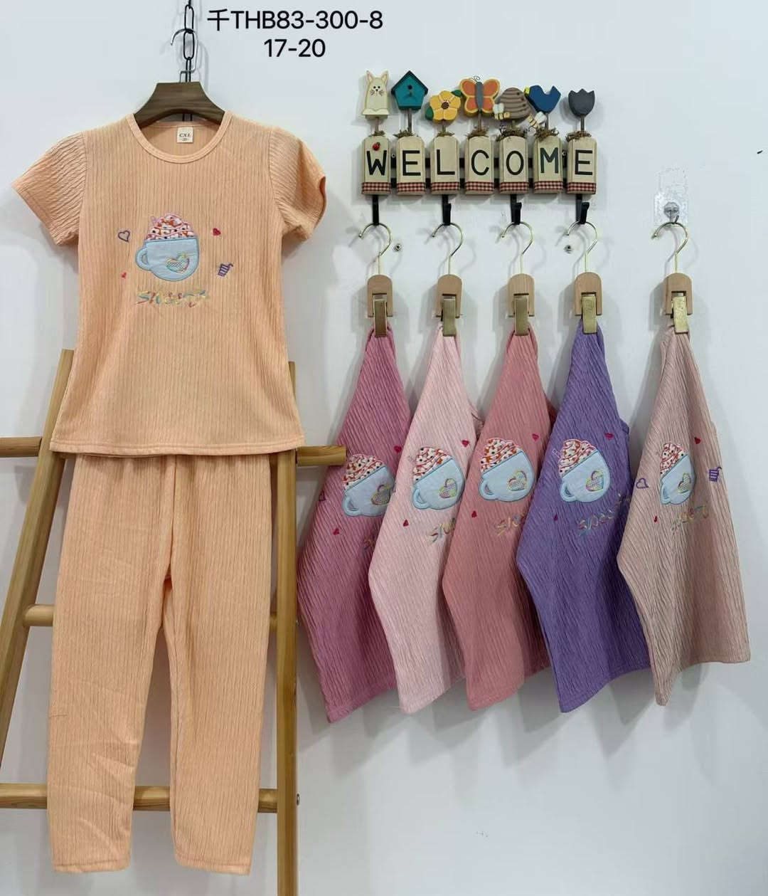 بناتي صيني وسط   قياس 17-20   
 👍🏻  كلينكس  سعر الدرزن 
يلبس من عمر 5 سنوات لحد 9 سنوات سعر الدرزن 42


**إذا كنت صاحب هذا الإعلان وتريد حذفه لأي سبب، رجاءا أرسل رسالة إلى الدعم الفني**