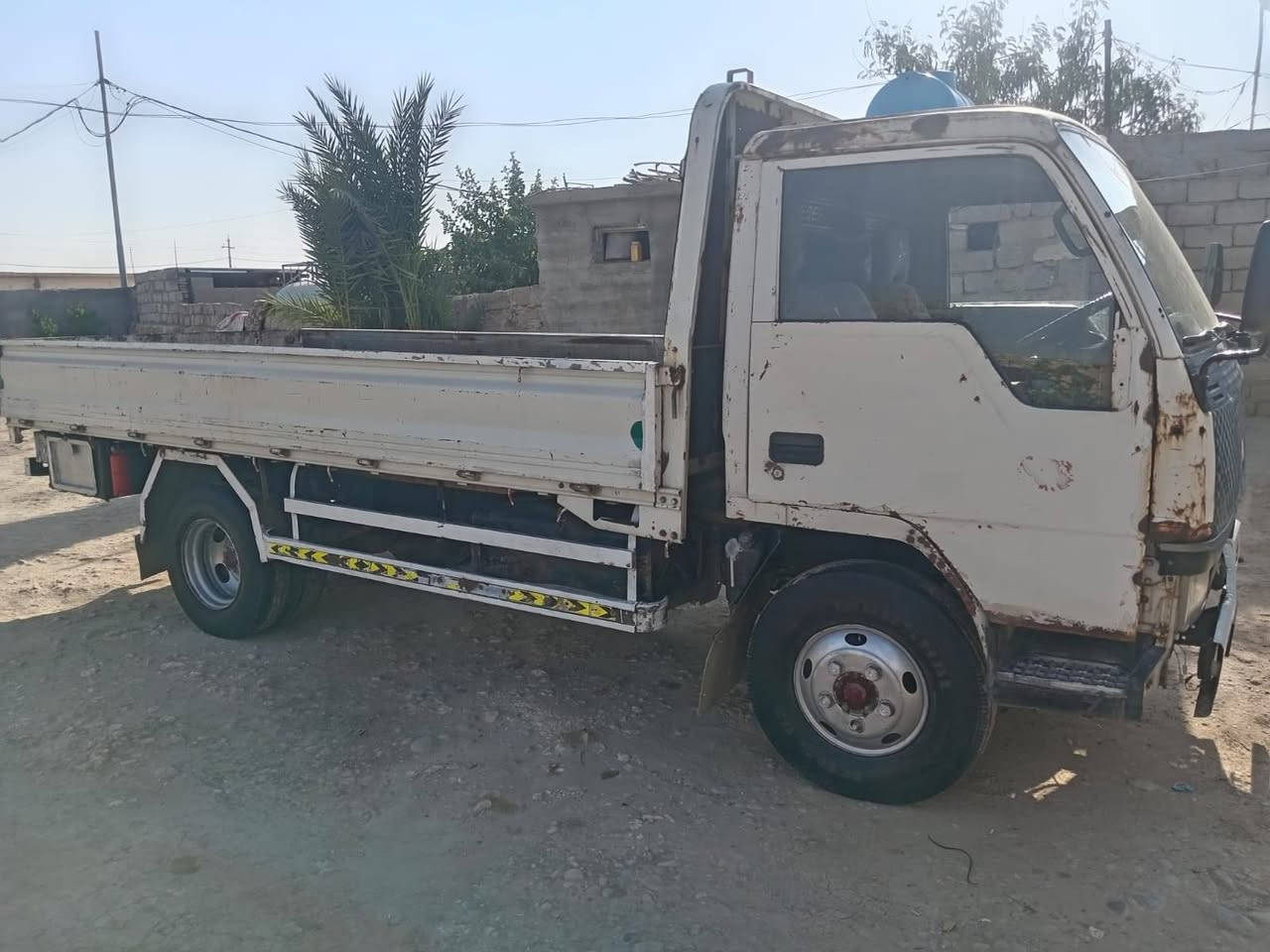 للبيع كنتر مستبوشي موديل 92رقم كركوك دولي شرط التحويل سنويه لل31سياره جاهزه وايرمنيه كلها شغاله باقي التفاصيل اتصل ***********مكان السياره الموصل السعر 65$وبيهاا مجال شي قليل
