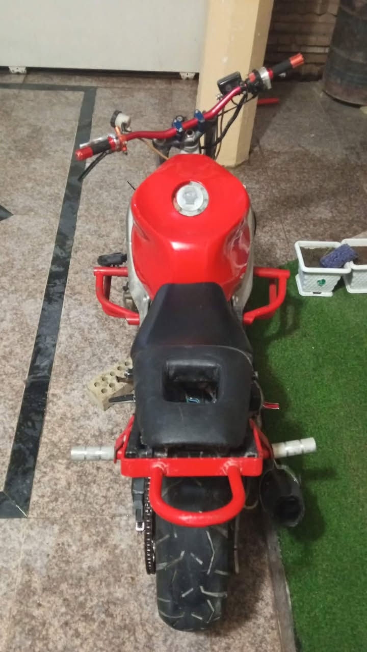 سلام عليكم مكلف بل نشر افوراي 600 اول كصه دراجه نكره بكل وكت حماوه ما تعبر 85 حلوه دراجه للبيع او مراوس شراي يتصل او يراسلني خاص او واتساب رقم ***********
