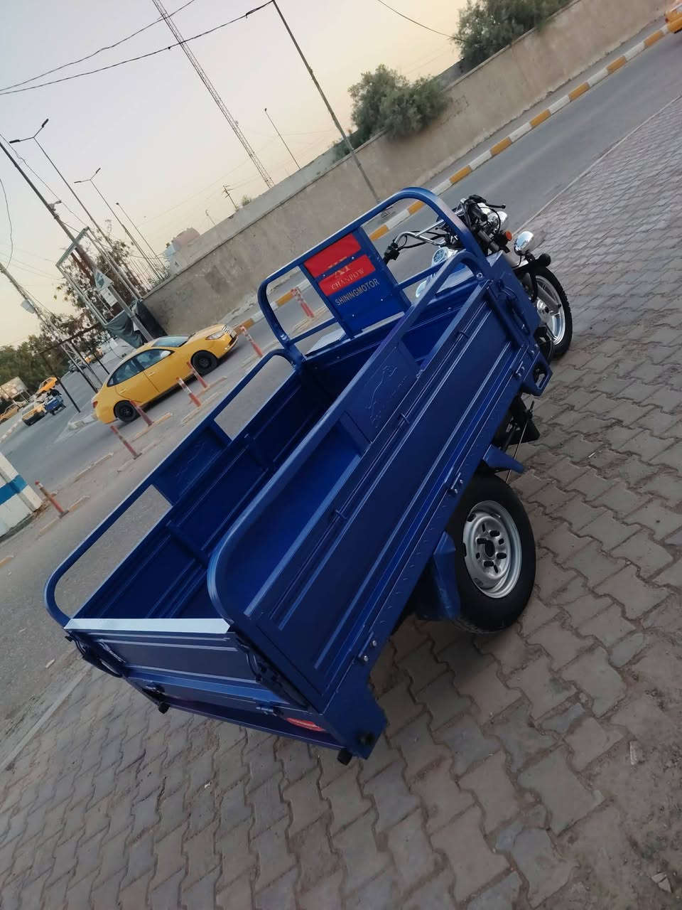 سلام عليكم ستوته للبيع بتره باب اول موديل 2023 الستوته رقم او سنويه ألماني مدور شوكت مايعجبك سنويه نافذه لغايه 2028 مكفوله كفاله عامه شاصي وركبه مكفولات بديهه مكفول لاكص ولالحيم ولامعجون فقط مصبوغ صبغ عام حراري أصلي مال شركه شرط مال وكيل صبغ بلادي تخم كهربايت كله شغال تخم تاير جوبلس سبيرهه جواهه اكسن ومحرك مكفولات كفاله عامه مكلف بنشر خاص ماجاوب مكانهه الديوانية ***********
