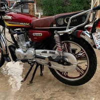 دراجه سولنك 2023 مكينه مامفتوح سعر 550 وبي مجال بسيط رقم 07715437874