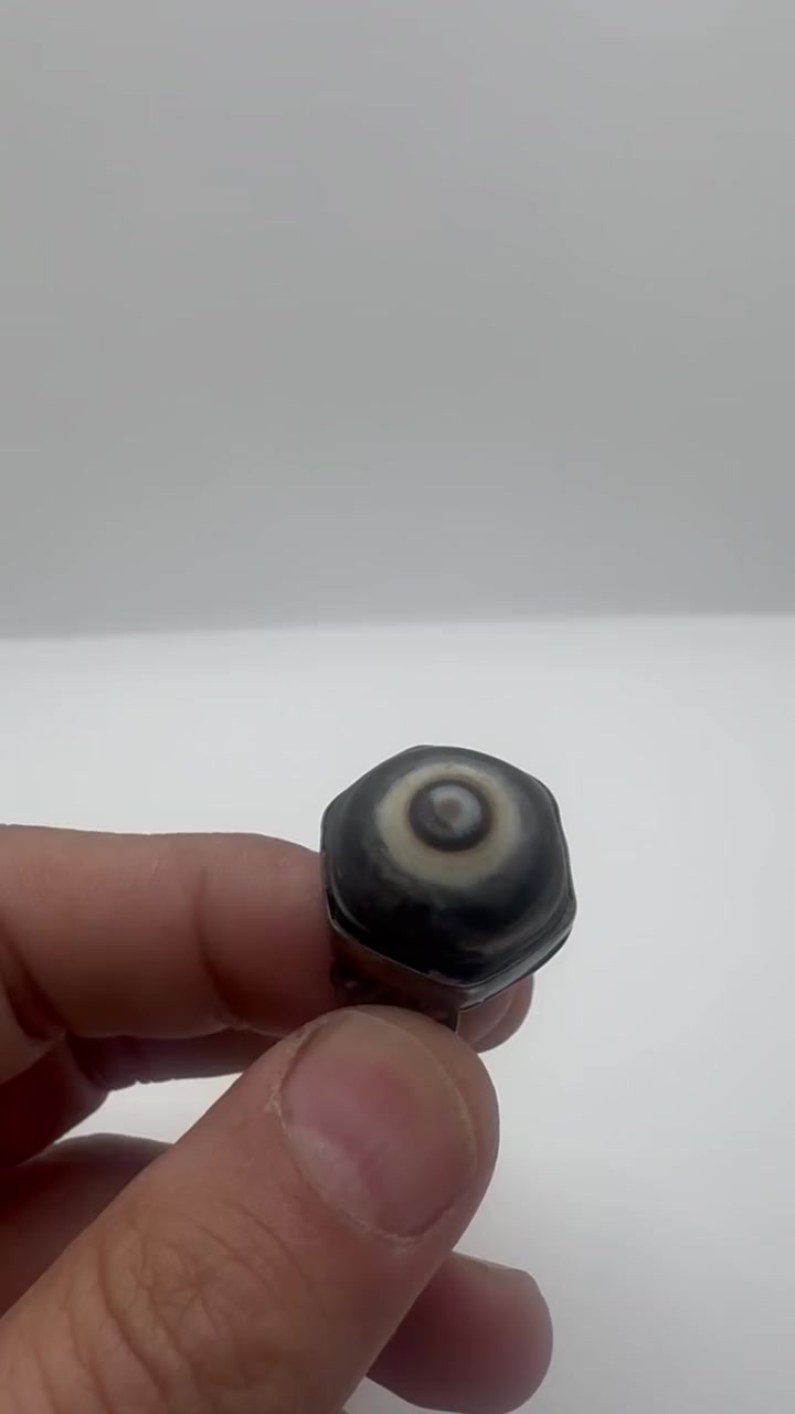 للبيع :جزع يماني بقري ناشف قديم جدا درجة اولى


**إذا كنت صاحب هذا الإعلان وتريد حذفه لأي سبب، رجاءا أرسل رسالة إلى الدعم الفني**