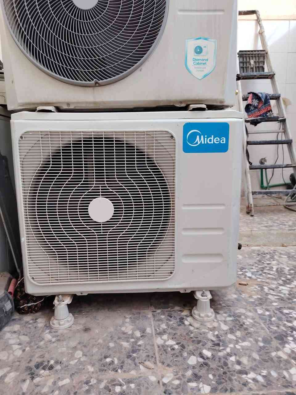 خارجيات ميديا طنين سعر الوحدة 250 الف العنوان زعفرانية اربع شوارع ***********
