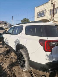 للبيع جي ام سي اكاديا موديل 2021 فول مواصفات دينلي وبسعر 226 وبيها مجا...