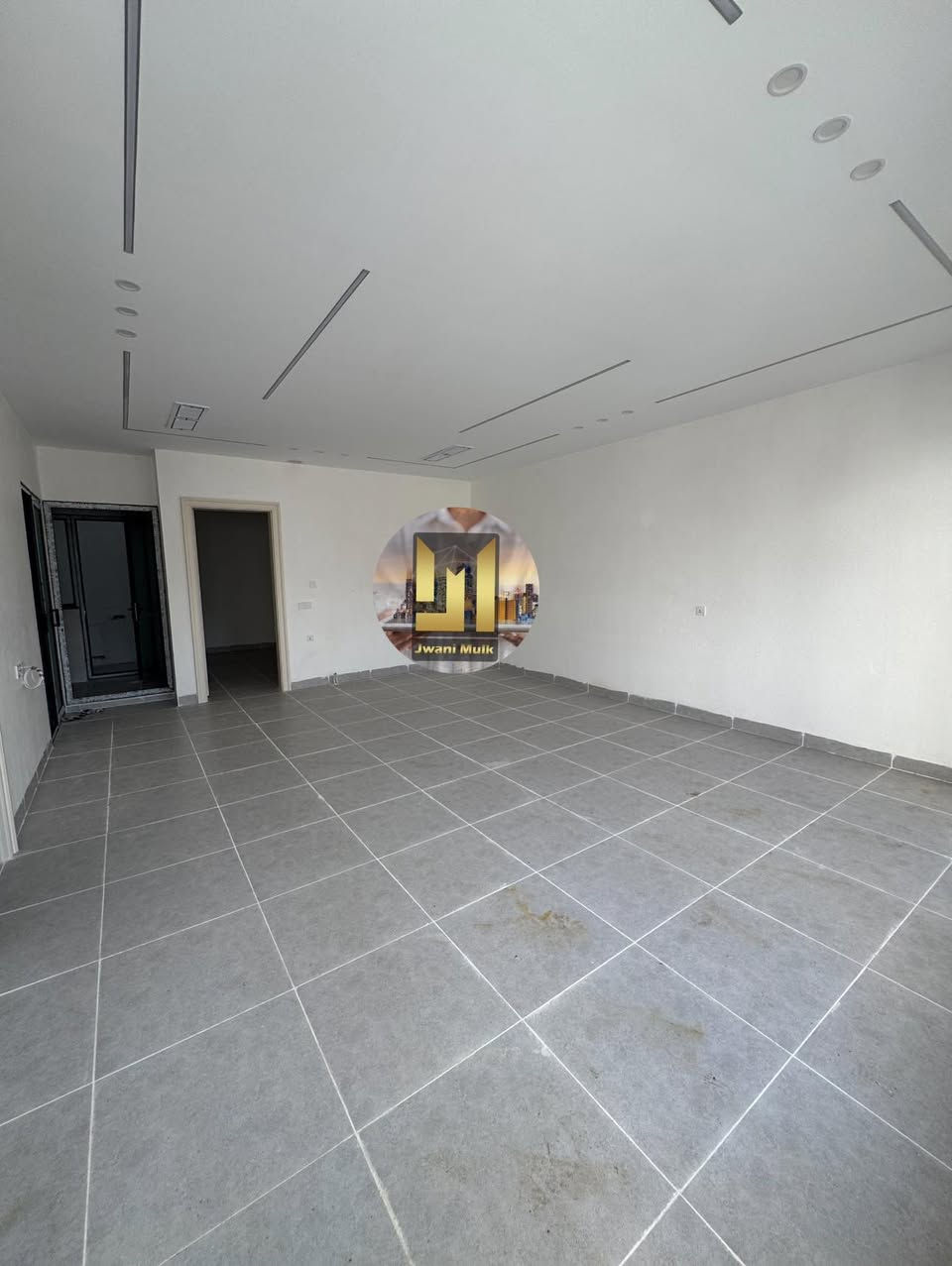 سەرەتا بەناوی خودا 
کۆدی /10926
خانوو بۆ فرۆشتن  
📍ناونیشان/ 140 کان نزیک مزگەوتی فەجر
📐ڕوبەر / 150 مەتر 
📏پێشی/ 10 بە 15
🛣️شەقامی/ 15 مەتری بەردەم باخ
🌕 ڕوو / ناوشار
🏗️پێکهاتوەلە/ 2 نهۆم  

نهۆمی یەکەم(میوان و مدبخ کراوە + مشتملات + ٢ نوستن + گەراج )

نهۆمی دوو  ( میوان + هۆڵ + مشتملات + مدبخ + مساعد مدبخ + نوستن + بالکۆن )

ــــــــــــــــــــــ
🖊️/ بۆ زانینی نرخ  کۆمێنت بکە 
ــــــــــــــــــــــــ
بۆ پەیوەندی📞
☎️***********
☎️***********
ـــــــــــــــــــــــــــ
تۆی بەڕێز موڵکت هەیە دەتەوێت بیفڕۆشیت یان بیدەیت بەکرێ زانیاریەکانمان بۆ بنێرە هاوکارتان دەبین 
‏‎*********** ☎️واتس ئاپ"فایبەر 
‏‎یان سەردانی نوسینگەی(جوانی موڵك)بكەن
‏‎ناونیشان"ئیبراهیم ئەحمەد"بەرامبەر دیلان سیتی
