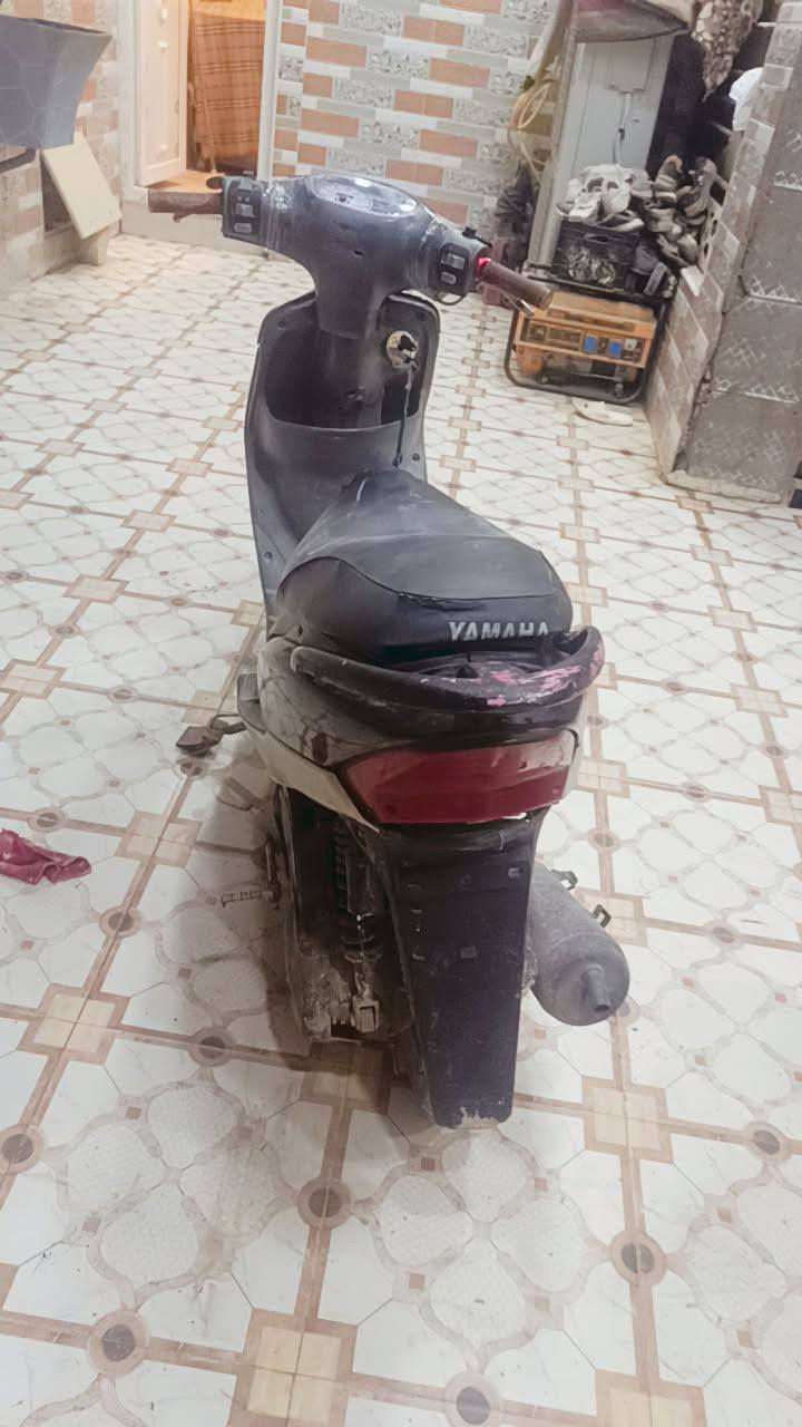 السلام عليكم دراجة لبيع ماناقصها اي شي مكينه مفتوحه السعر ٤٥٠بيها مجال خابرني على هذا الرقم ***********
