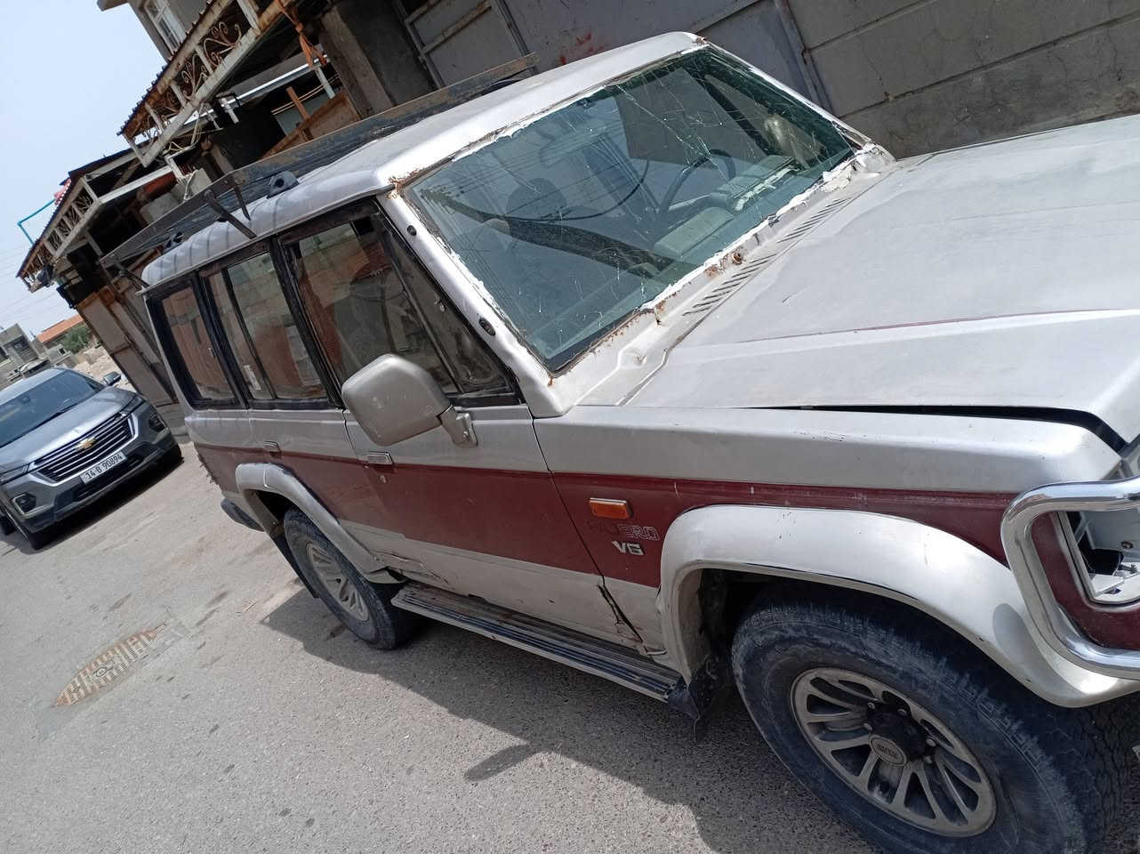 باجيرو
مديل/1991

مكينته /محور 2500ديلكو شرط لاتنقيص ولا تبخير ولا مفتوحه ابد قبل شهر شديتهة 

حداديه/ كامله نقص فقط بوش طبلة امامي ودبلات ورة فقط

رقم بصرة بأسمي مشروع وطني سنويه2028تنتهي

للعلم سيارة تحريكته ثكيله فحصت كير كلشي مابي ومبدل دهن وفلتر بيه مشكلة بل كهربائيات 

مكانهة بصرة قبله سعر 34وبيه مجال سيارة صارف عليهة كلش هواي مامخلي شي بيه بس هذا حادثهة مثل ماموضح بل صورة***********
