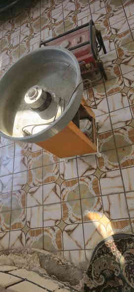 مكينه شعر بنات عمل عراقي ومولده عل فحص السعر ٣٠٠ الشراي ينتصل ***********العنوان حله السعر انتصل وتدلل حلة
