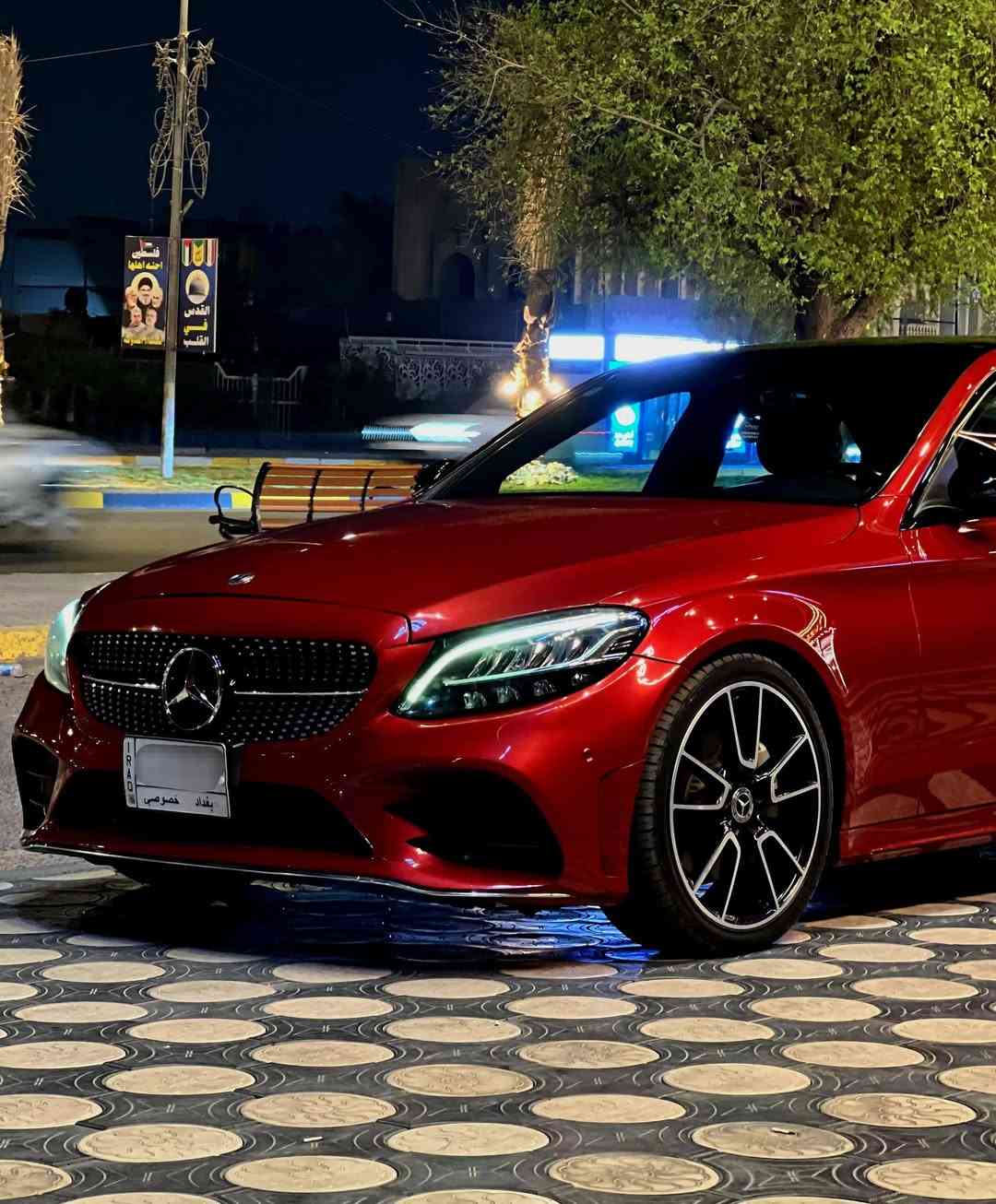 تم تنزيل السعر بيع مستعجل
مرسيدس c300 عليها كت AMG بلادي شركه موديل 2021 السياره جديده جداً بحالة الشركة كفاله كير مكينه صدر البدي شخط مابي حادثها بنيد ومبدل بلاد يعني قطعه وحده فقط فول مواصفات
مكينه 2.0 تيربو 4 سلندر كشنات جلد  مشمشي بنوراما شاشه جبيره نضام ملاحه داخل صاج ملكي كامره خلفيه دواره سستم سماعات برومستر
كشناد كهرباء الامامي تدفئه خزن ميموري لدات 64 لون رادار امامي خلفي نقطة عمياء بصمة تشغيل بصمه ابواب صندوق كهرباء لايتاد LED 8 عدسات بك لايت لد شحن واير ليس السياره جديده وجاهزه من كلشي رقم بغداد تحويل ثاني يوم مكانها بغداد 260 ورقه للاستفسار ***********
