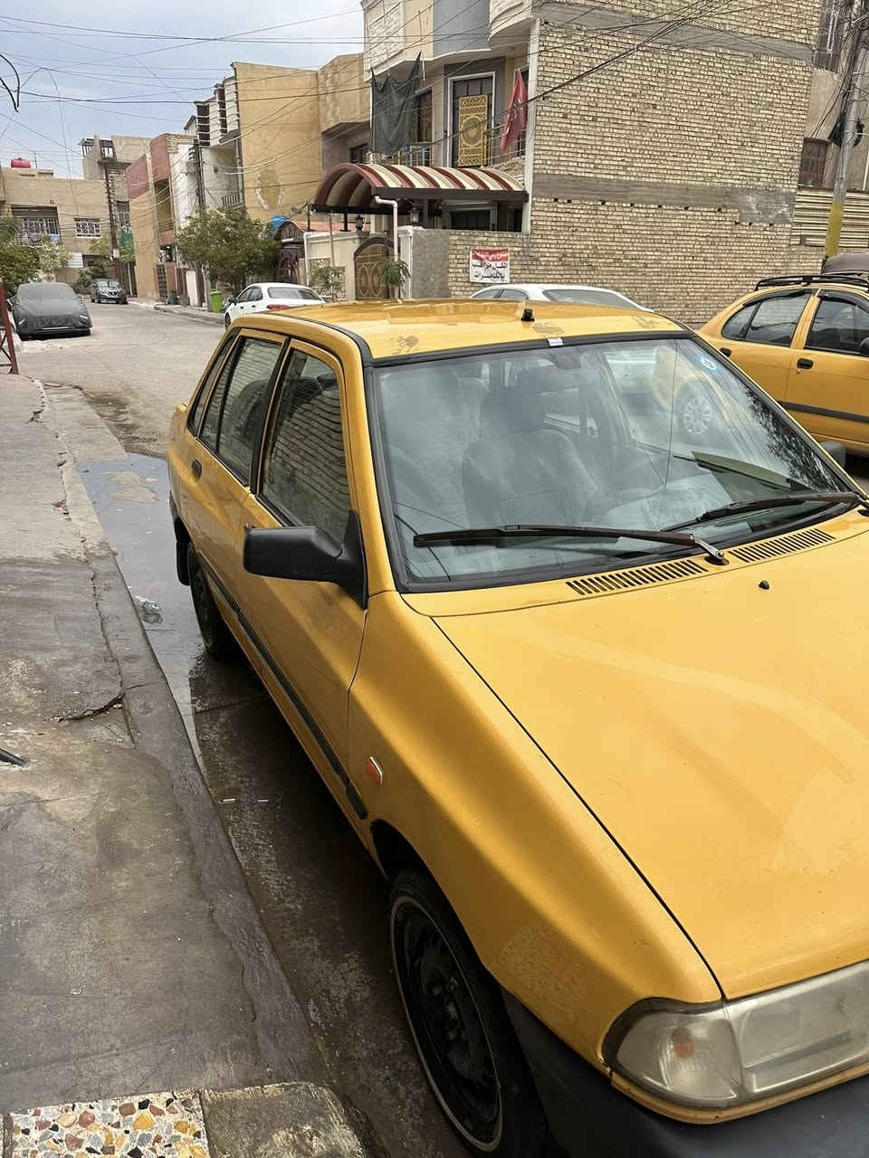 السلام عليكم 
***********
سايبا موديل 2014
مكينه او كير خير من الله 
تبريد او تدفئة شغال 
سياره بدون حادث 
شواصي مكفوله بدون تعمير 
ماشيه 180 الف 
سنويه بسمي شخصيا 
السعر 36 ورقه 
مكاني بغداد الحريه
