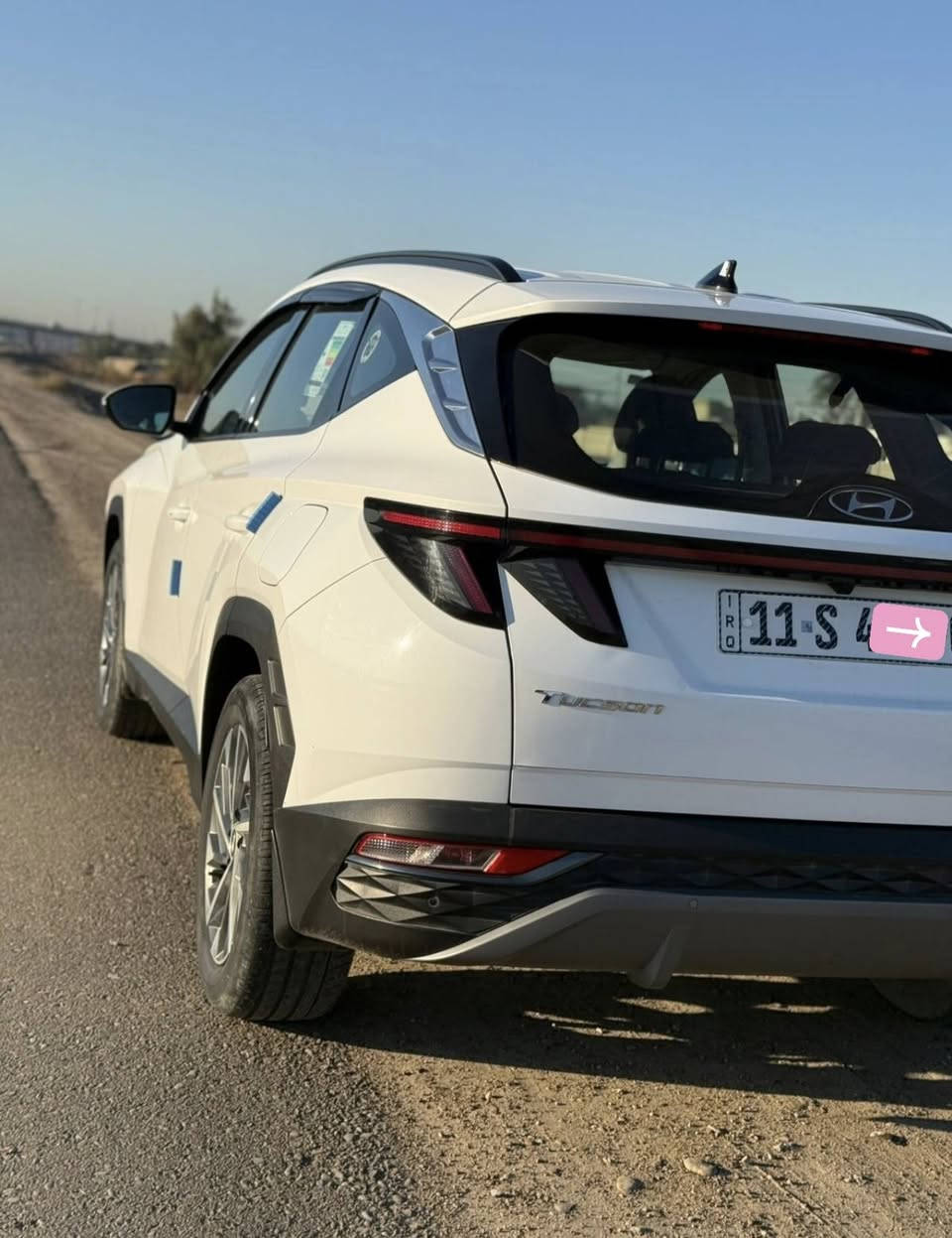 ⭐ هيونداي توسان 2023 - خليجي ⭐
⚠️ السيارة بحالة الوكالة - كفالة تامة ⚠️
✅ الضمانات الفنية:
▪️ كفالة عامة: (صبغ + ضربة + غرق) كفالة قطعية.
▪️ المحرك: محرك مقفول وبحالة الوكالة 100%.
▪️ البدن: نظيف جداً (فقط بارد شبرين بين البابين جهة اليمين).
▪️ الداخلية: نظافة فائقة (بريحة الوكالة).
✅ المعلومات العامة:
▪️ الموديل: 2023.
▪️ الممشى: 72,000 كم.
▪️ الوارد: خليجي.
▪️ الرقم: بغداد (انكليزي الدولي) - تحويل مباشر.
✅ المواصفات (فول عدا الفتحة):
▫️ بصمة تشغيل + بصمة أبواب + تشغيل عن بعد.
▫️ شاشة كبيرة + شاحن وايرلس (Wireless).
▫️ كاميرا HD + حساسات أمامية وخلفية.
▫️ لايتات LED + مري شفط + إشارات بالمري.
▫️ نظام (Auto Hold) + مثبت سرعة.
▫️ ويل كب حجم كبير + تخم تاير جديد.
💰 السعر المطلوب: 208 ورقة ($20,800)
📍 الموقع: بغداد ناحية الرشيد
📞 للاتصال/***********
:
