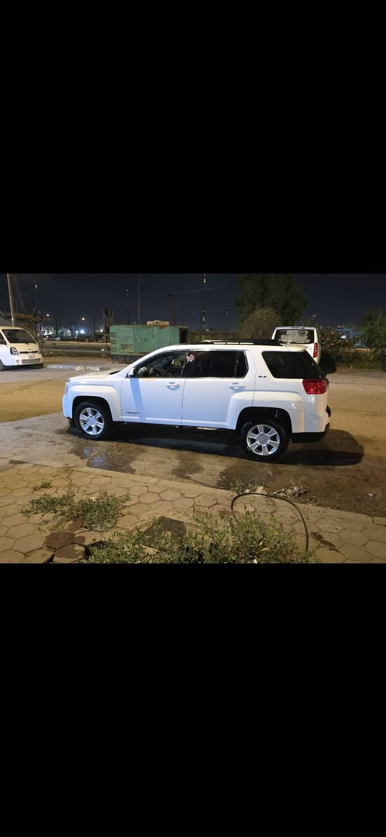 سلام عليكم جمسي تيران ١٣
سعر /١١٥/ عادي بيقه عليك كم ورقه/ 
جديد سبير مانازل 
بيه بس جاملق تبديل وباب مفتوح 
حداديه توه مبدله كله من طول لطول تخم تاير توه شاده 
كير محرك بلجيس مشط توه شاده شرط تفحص كله جديد 
تبريد ثلج 
تشغيل عن بعد 
رقم بصره  جديد
عنوان بصره ***********
