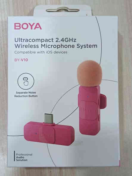 مجموعة من نك مايك ماركة boya العالمية
BOYA BY-V10 مايك مفرد Type-c (متوفر 7 قطع)
BOYA BY-V20 دبل مايك Type-C (متوفر 8 قطع)
BOYA BY-V1 مايك مفرد Lightning port للايفون (متوفر 7 قطع)
BOYA BY-V2 دبل مايك lightning port للايفون
(متوفر 10 قطع)

للاستفسار مراسلة الصفحة او الاتصال على الرقم 
*********** واتساب. يوجد توصيل لجميع محافظات العراق.
