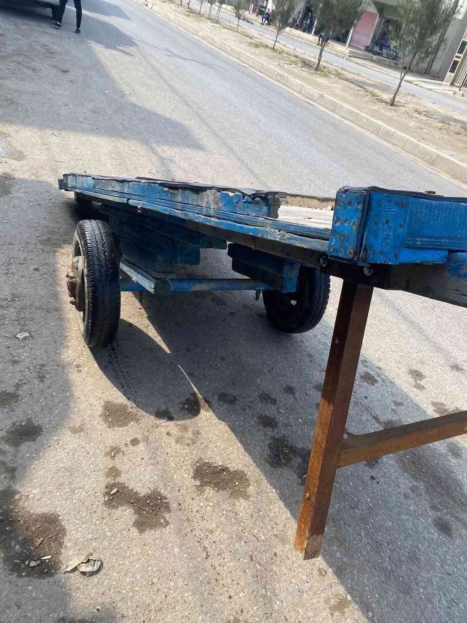 السعر ١٠٠ ***********
