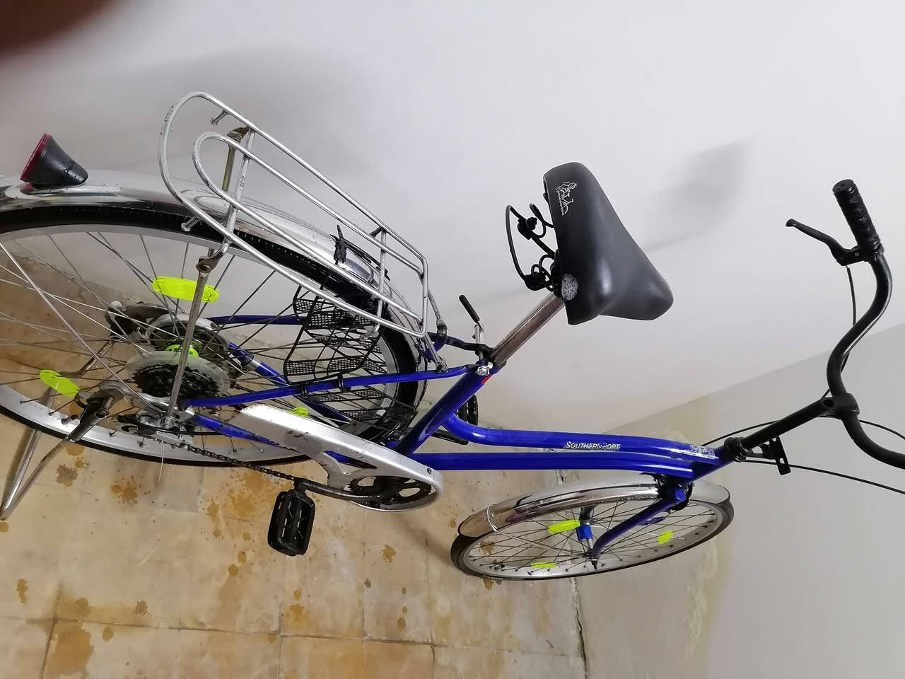 السلام عليكم باسكل للبيع حجم ٢٦ ياباني كير ٦نمر بريكات كله شغال سعر ٨٥ مكاني الاثورين الدوره ***********
