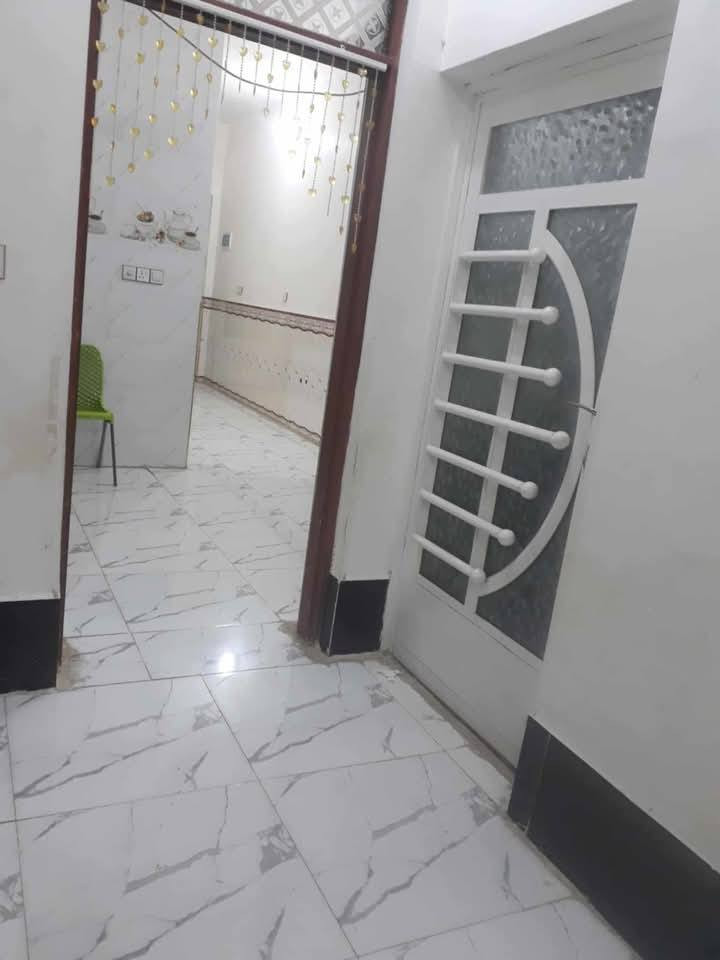 دار للبيع المساحه 100 متر طابو زراعي سند 25 مرقم بلبديه بناء طابوك صب كونكريت غرفه جوه وصاله فوك وصاله جوه مطبخ صحيات استقبال تشاريف كامله وغرفه فوك صاعده نص يم مطبعة الوسام السعر 48 وبي مجال ***********
