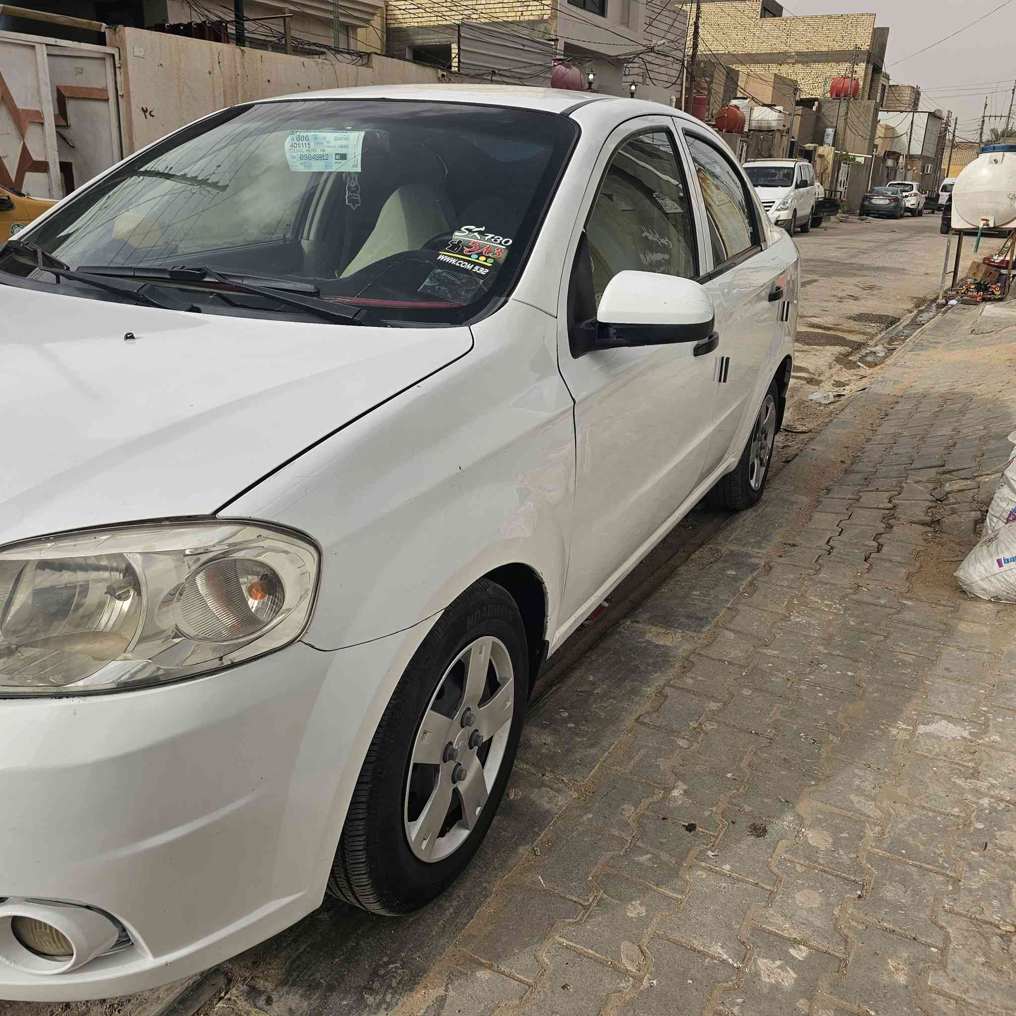أفيو خليجي اوتوماتيك 2011  مفتوح بيهه صبغ ٣ قطع بدون دواخل او ضربه سياره جاهزه كير محرك تبريد حداديه مابيهه نقص شاشه كامره سياره جديده السعر 68 وبيهه مجال مكاني النجف للاستفسار ***********
