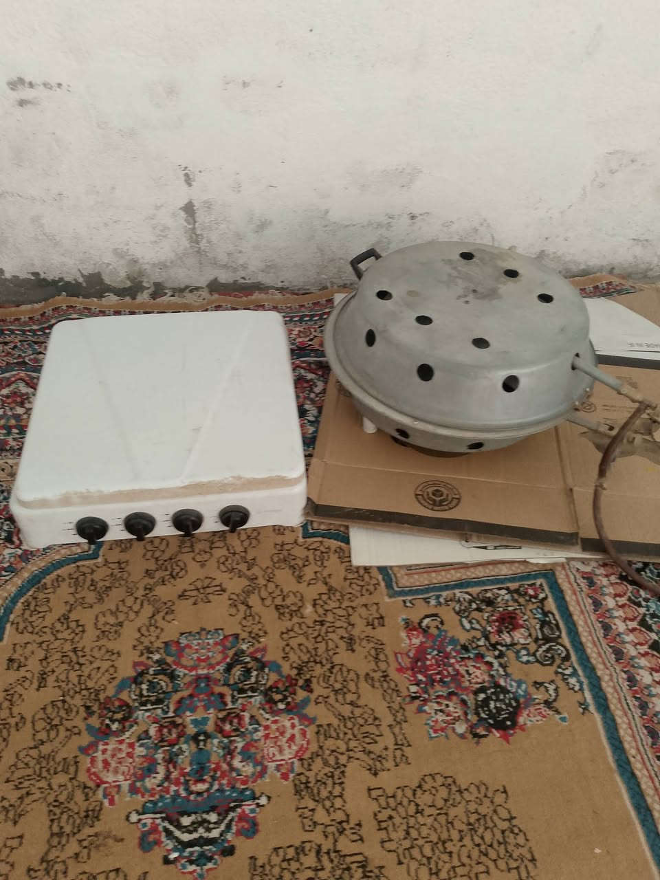 طباخ وتنور غازي شرط الشغل ابيع كلهن بدون مداهر 50 الف ناصريه حي التضحية ***********
