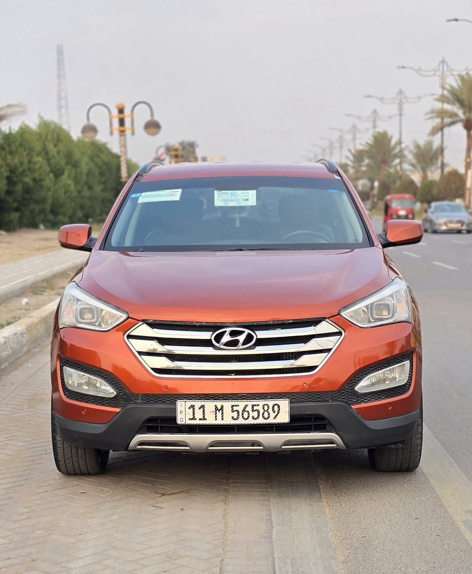 السلام عليكم سنتافيا ٢٠١٣ ماشيه ١٣٠ حادثها الجاملغ الأمامي الأيمن فقط بدون شواصي بصمه السيارة كامرا شاشة حساسات أمامية وخلفية مكينة ٤سلندر ٢٠٠٠ تيربو صور امريكا مرفقة مع الصور سنوية جديدة رقم دولي كشنات تدفئه وتبريد قطعتين شغال حداديه جديده امامية وخلفية سيارة ٥راكب  تحكم جهتين تو ويل مكاني بغداد السعر ١٣٧ رقمي ***********
