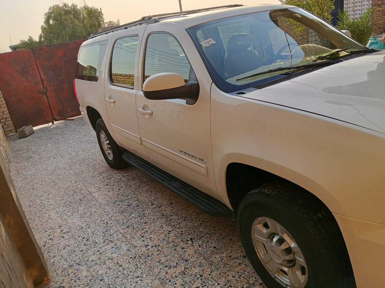 السلام عليكم سياره يوگن فحل موديل 2012مكفولة كفالة عامة رقم التصال***********
