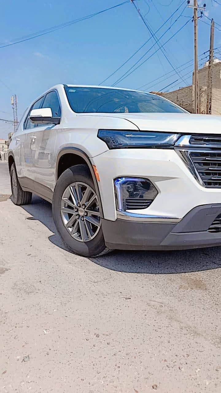 للبيع ترافرس 
2023 LT
بصمه اربع أبواب
جنطة كهرباء 
تبريد 3 قطع 
شاشة قاصة  حجم كبير 
7 راكب سياحي 
نظام مانع تصادم 
نظام تحديد المسار 
سايد بريك كهرباء   
تدفئة كشنات الصدر  ماشيه ٥٢ الف كم تبديل بنيد فقط وصبغ ربع بلجاملغات الاماميه
6 سلندر 3600 كامرات خمس كامرات 360 كشن السايق كهربائي
مكان السيارة البصرة 
للاستفسار الاتصال *********** او***********
السعر ٢٤٥ وبيه مجال البصرة, العراق
