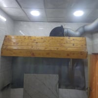 غراض مطعم للبيع بوجة ساحبه وميز ثنينهم ديكور خشب وثنينهم نفس القياس مت...