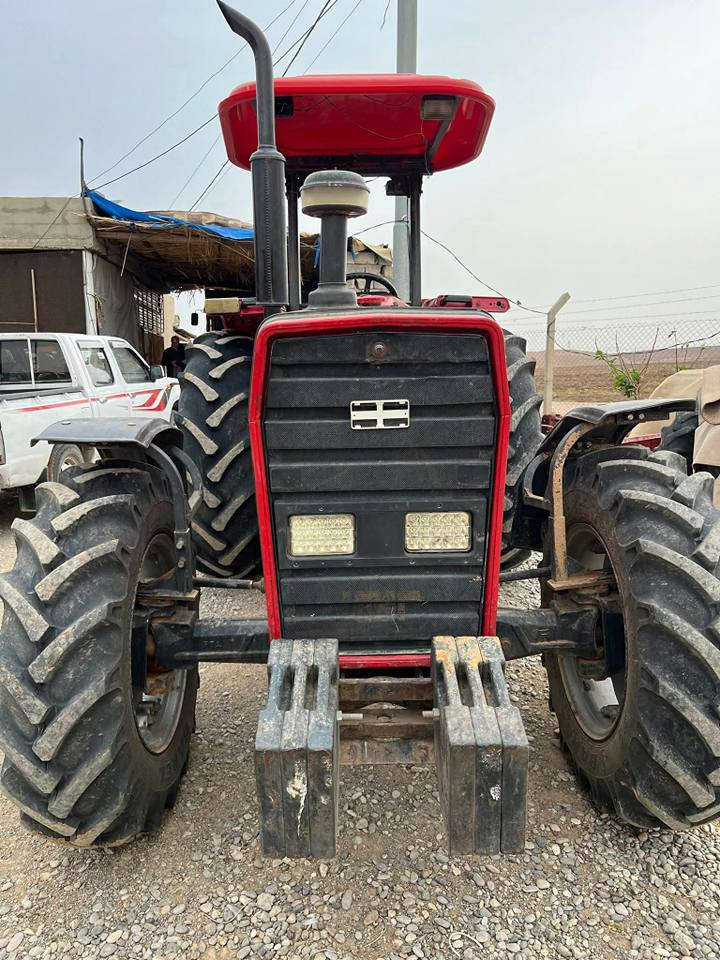 بۆفرۆشتن
2014ڕەقەمو سەنەوی نوێیە جوارتایەی تازە بۆکراوە بە (11)گەڵا گێڕو مەکینەو ئەکسلی بەشەرت نەکراوەتەوە
کەمێک بوخاری هەیە بیلاد دەبڵ ئەکسلە هەموگیانی بەشەرت
سحری (117)گەڵاو معامەلە لە شاری کۆیە یە 
بۆزانیاریزیاترتەلەفۆنبکە***********/*********** كويسينجاك, أربيل
