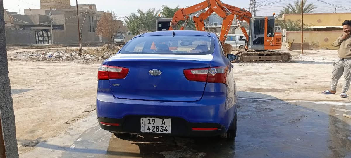 كيه ريو موديل 13 ضربه جاملغ وبنيد فقط. خليجي مكينه دوش علئ وضع شركه
مابيها نقص بسمي تخم تاير جديد السعر 70 استفسار ***********
