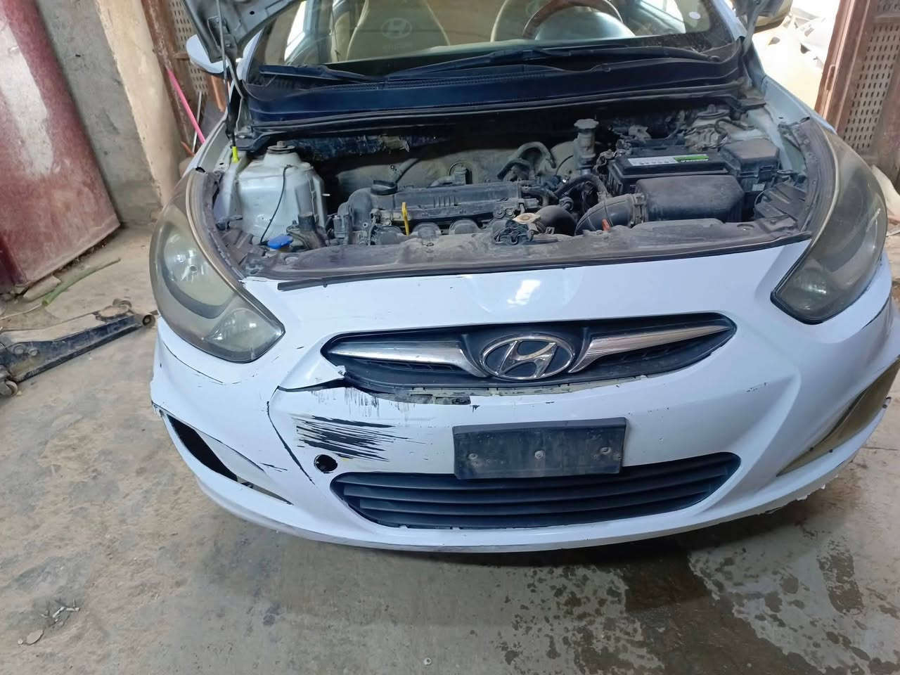 ورشه أبو علي تصليح دعاميات و بيع شد جام لايت سيارات كوريه عنوان شارع سومر مجاور مالك تبريد رقم موبايل ***********
